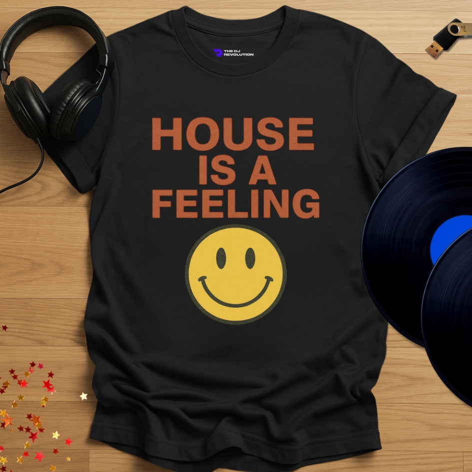 House is a Feeling house music T-shirt in black, front view