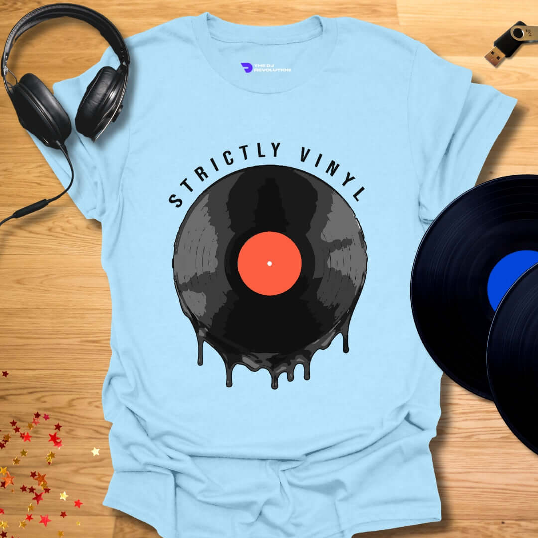 Vinyl enthusiast DJ T-shirt, 'Strictly Vinyl' design in light blue, front view