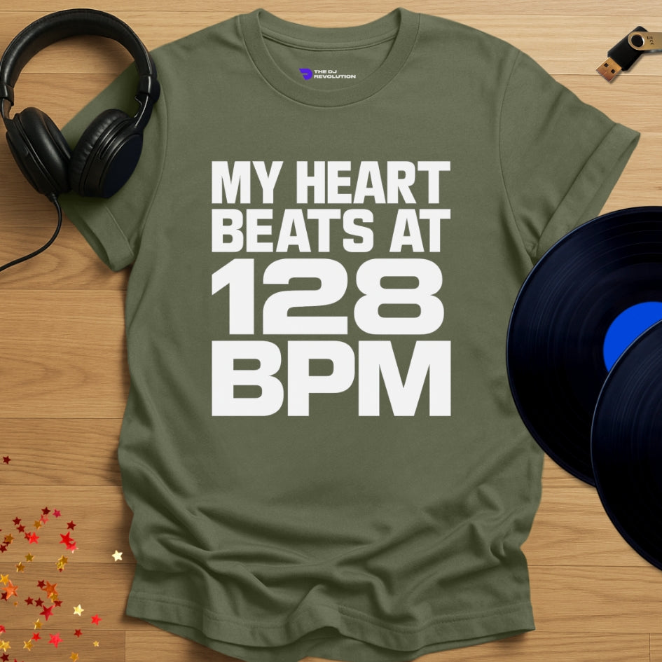 Techno Heartbeat Techno T-shirt in military green, front view