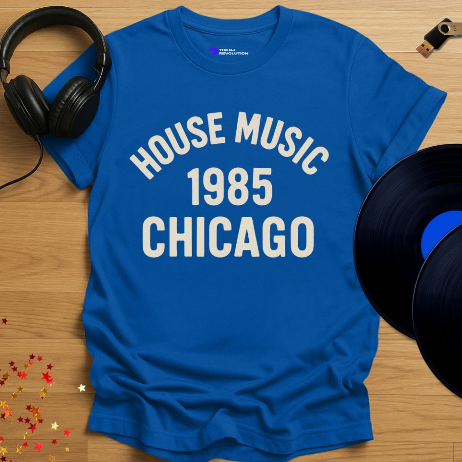 Chicago house music 1985 T-shirt in royal blue, front view