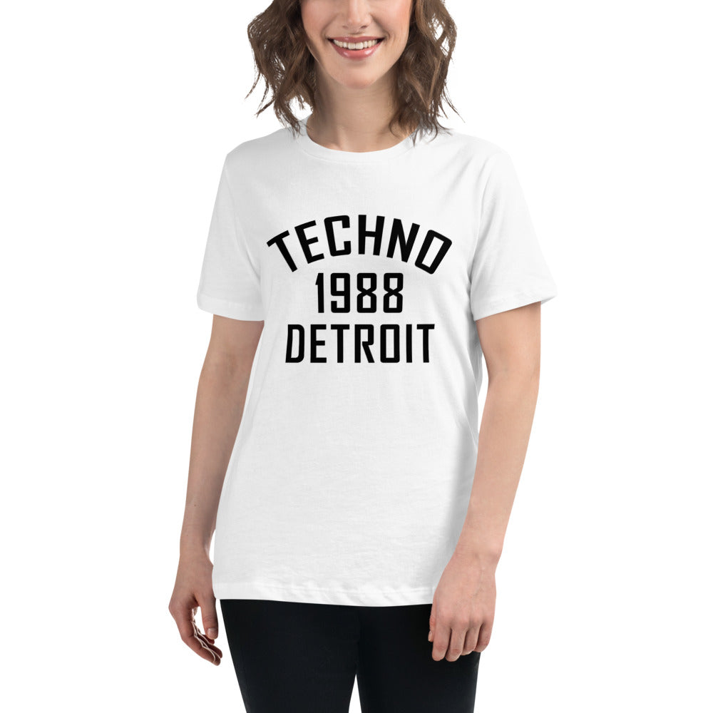 Ladie's Relaxed Fit Techno T-Shirt in white, front view